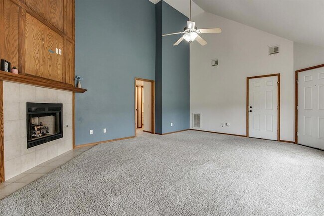 Building Photo - 2508 Tyler Ln