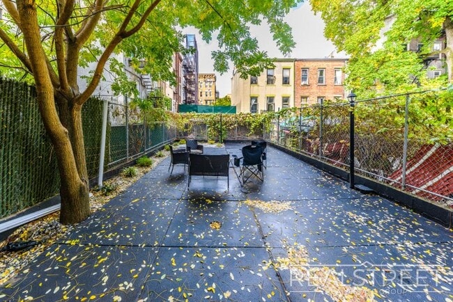 Building Photo - BRAND NEW 2 Bed in Bed Stuy!
