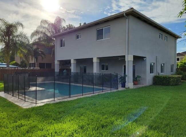 Building Photo - 15661 SW 177th Terrace