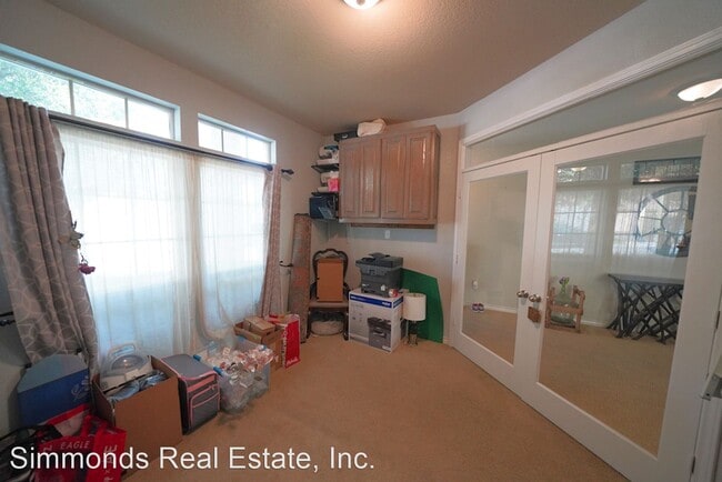 Building Photo - 4 br, 3.5 bath House - 346 Chloe Heights