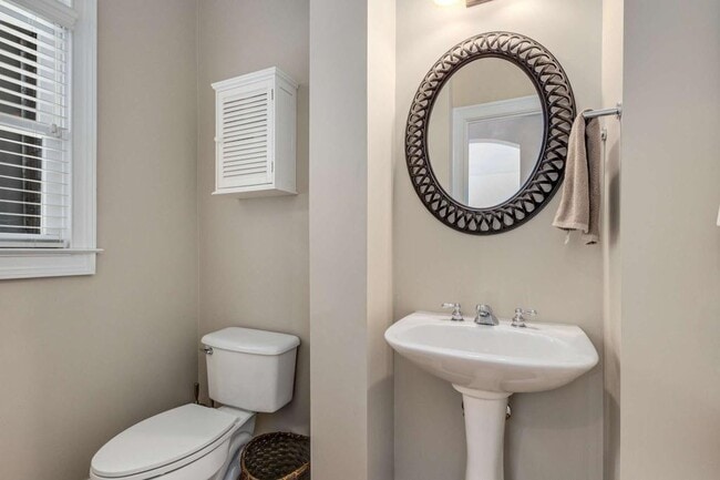Building Photo - 3019 Riverstone Tr