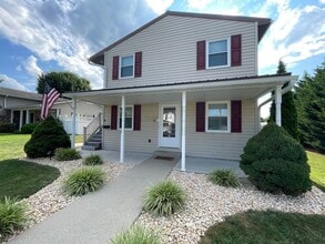 Building Photo - 14108 Maugansville Rd