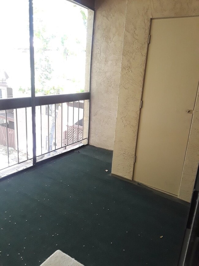 Building Photo - 2 bedroom 2 bath in Southwest Reno