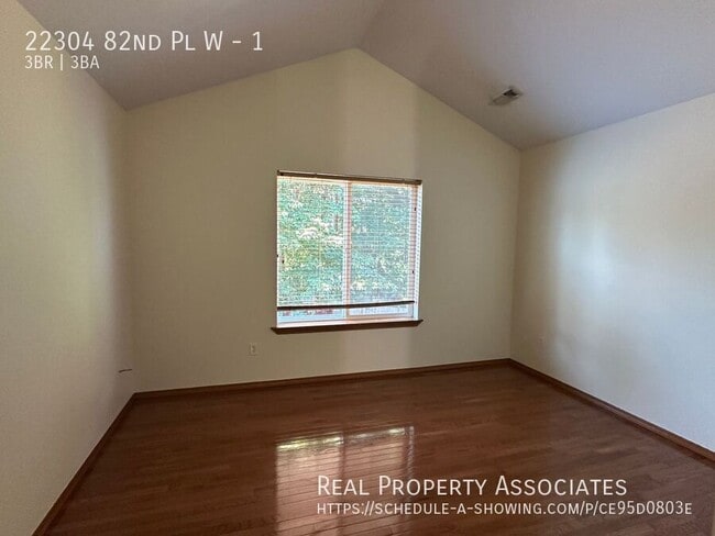 Building Photo - 22304 82nd Pl W