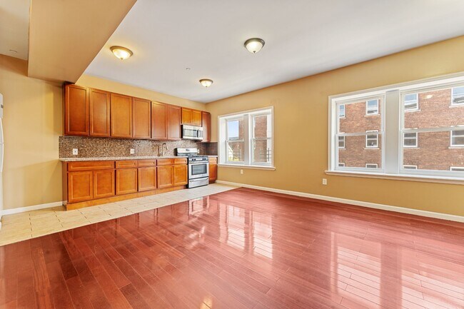 Building Photo - 39 North Burnett Steet