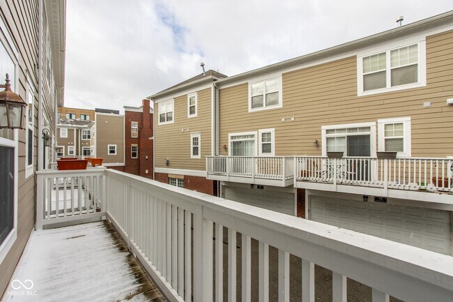 Building Photo - 51 Steele Ln