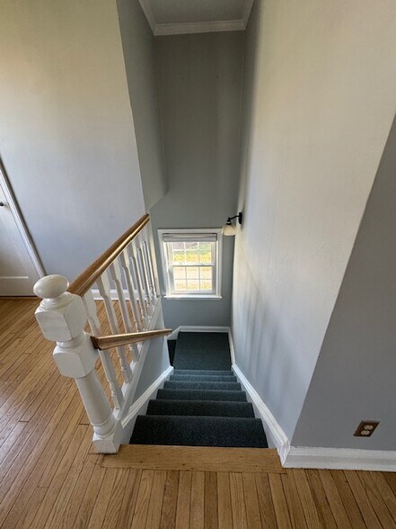 Building Photo - 2475 Summer St