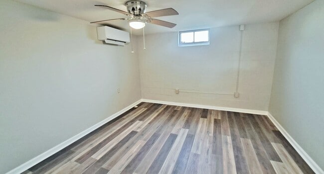 Building Photo - 1 Bed / 1 Bath Apartment