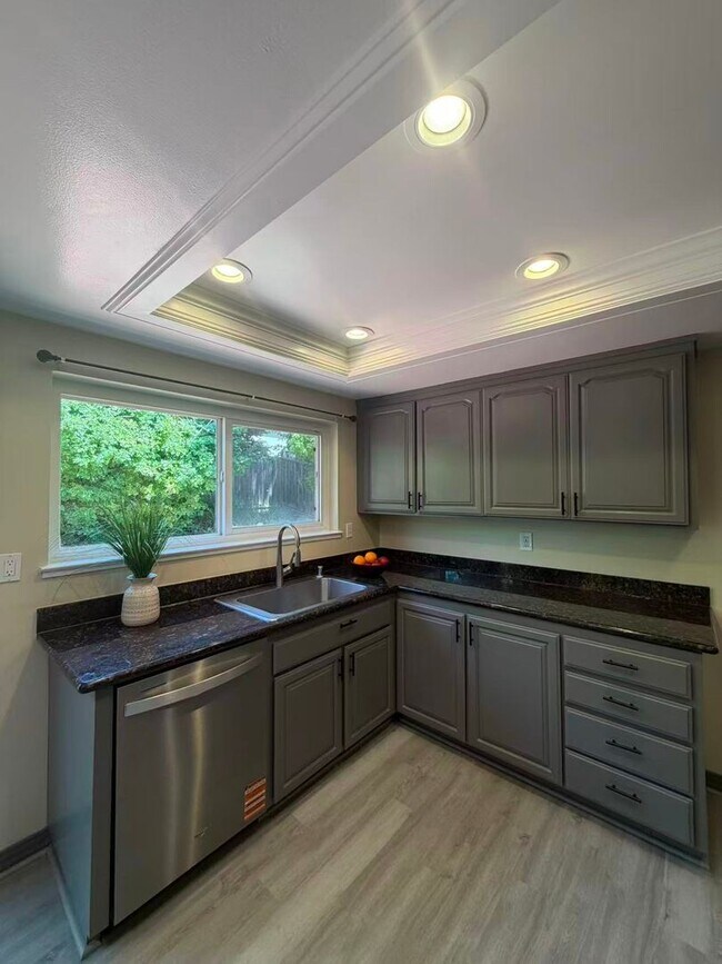 Building Photo - Updated 4BD/2.5BA Concord Home Near Parks, Tennis Courts, Community Amenities