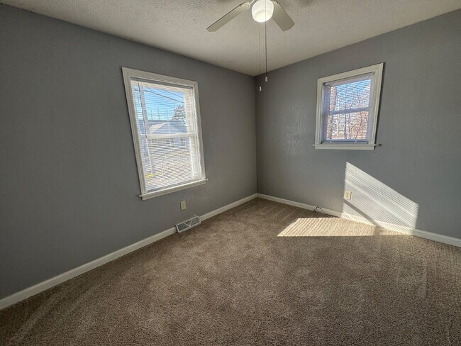 Building Photo - North End Ranch That Feels Like a Winner!