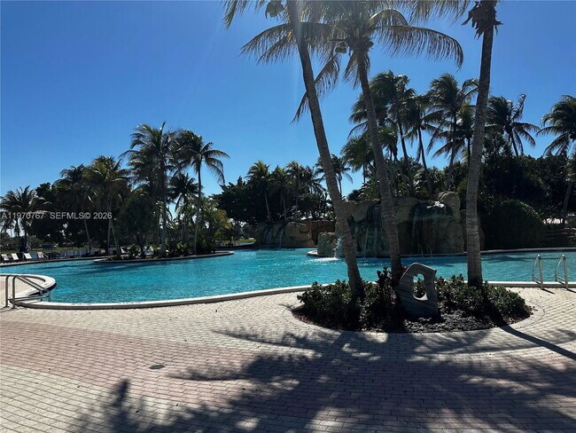 Building Photo - Northwest 107th Place, Doral, FL 33178 - 4 BR 3 BA single-family home