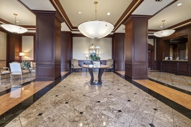 Building Photo - 195 14th St NE