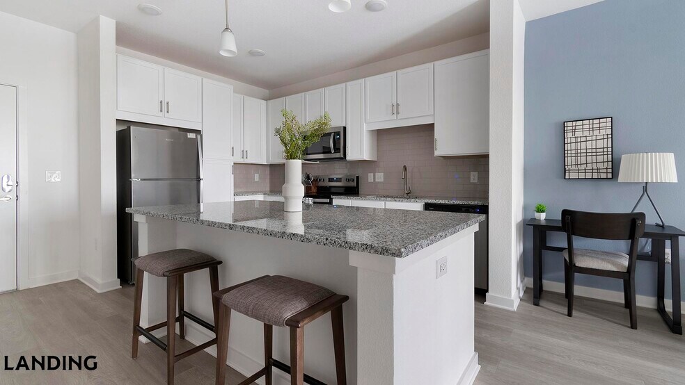 Building Photo - 12525 Tibbets Ln