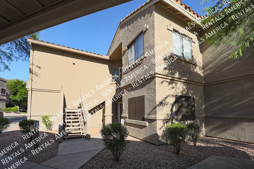 Building Photo - 15050 N Thompson Peak Pkwy