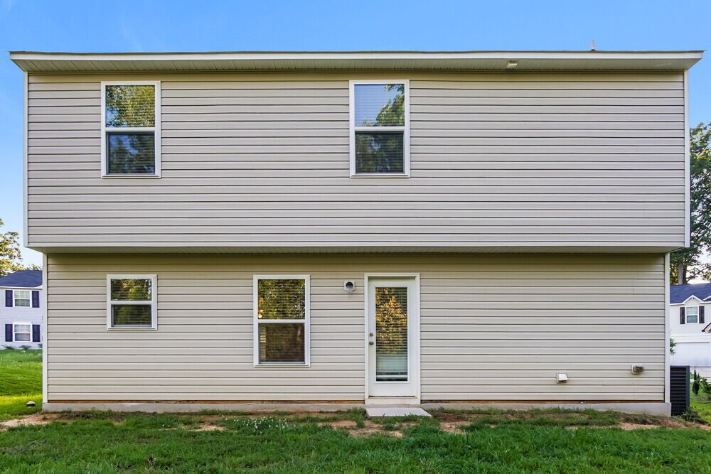 Building Photo - 1433 Tamarino Dr