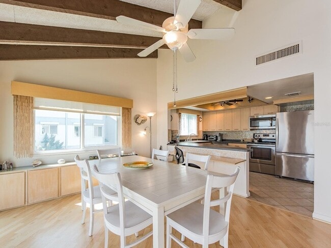 Building Photo - 1401 Gulf Blvd