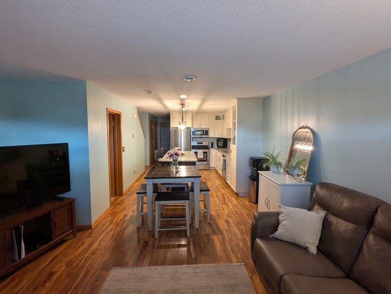 Main Living area - 6186 S Pointe Dr SW