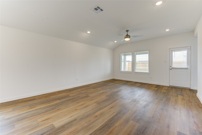 Building Photo - 9027 Rose Water Trl