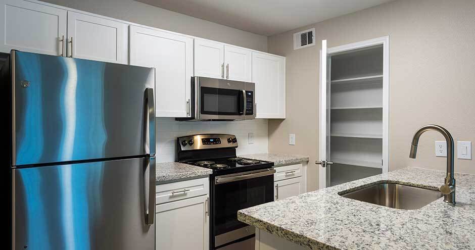 8181 Med Center Apartments - 8181 Fannin St Houston TX 77054 ...