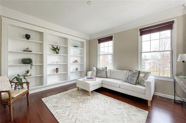 Building Photo - 12729 Vanderhorst St