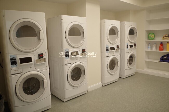 Building Photo - 3 Chauncy St