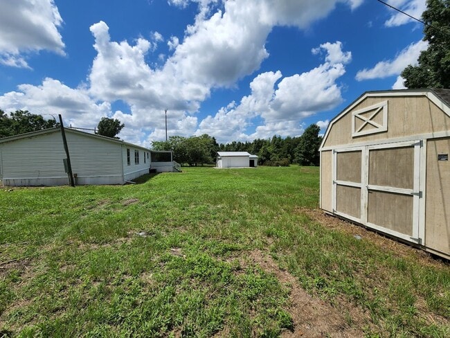 Building Photo - 4 BED 2 BATH,  3 ACRES,  FENCED PADDOCK