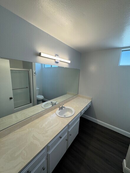 Building Photo - 31505 Lindero Canyon Rd
