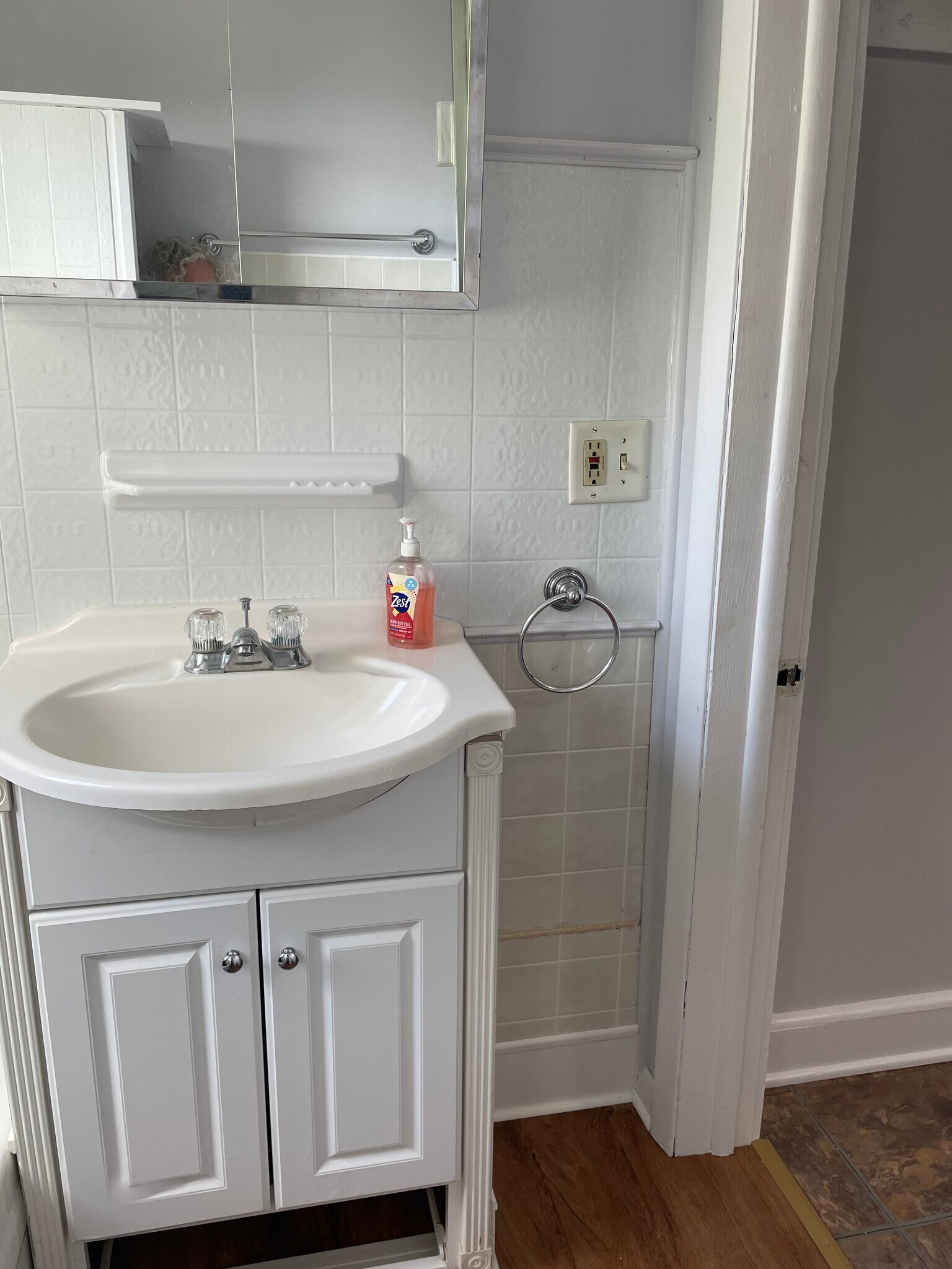 Building Photo - 204 E 4th St