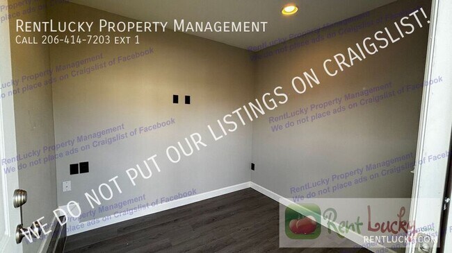 Building Photo - 14633 201st Ave E