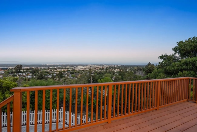 Building Photo - "Remodeled - Charming 3-Bed Sanctuary with...