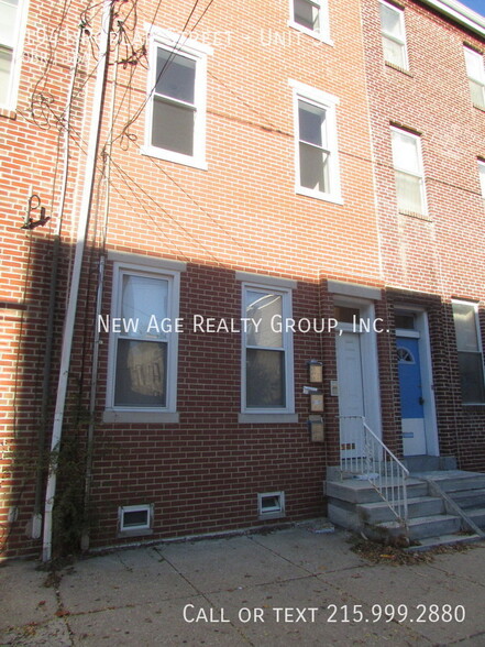 Building Photo - 1941 Poplar St