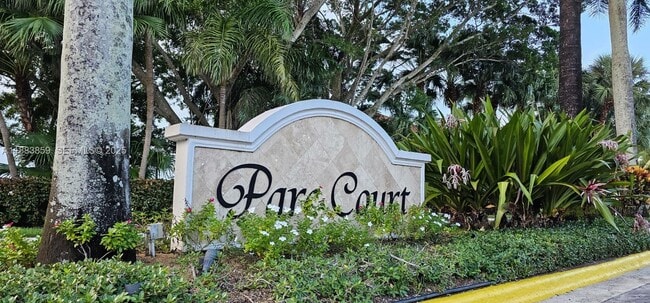 Building Photo - 9220 NW 9th Pl