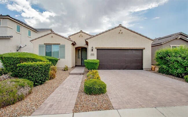 Building Photo - 7148 Avana St