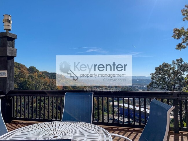 Building Photo - 1131 Stringers Ridge Rd