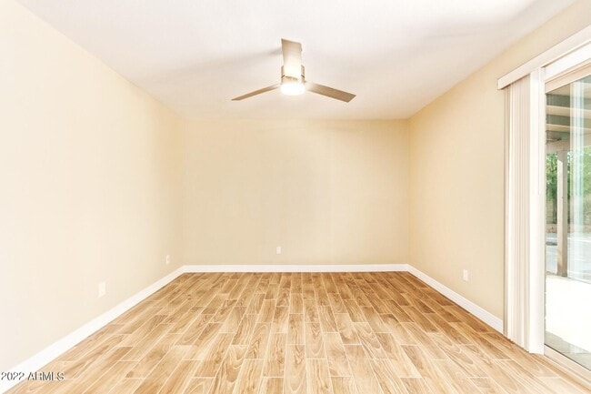 Building Photo - 5320 E Hearn Rd