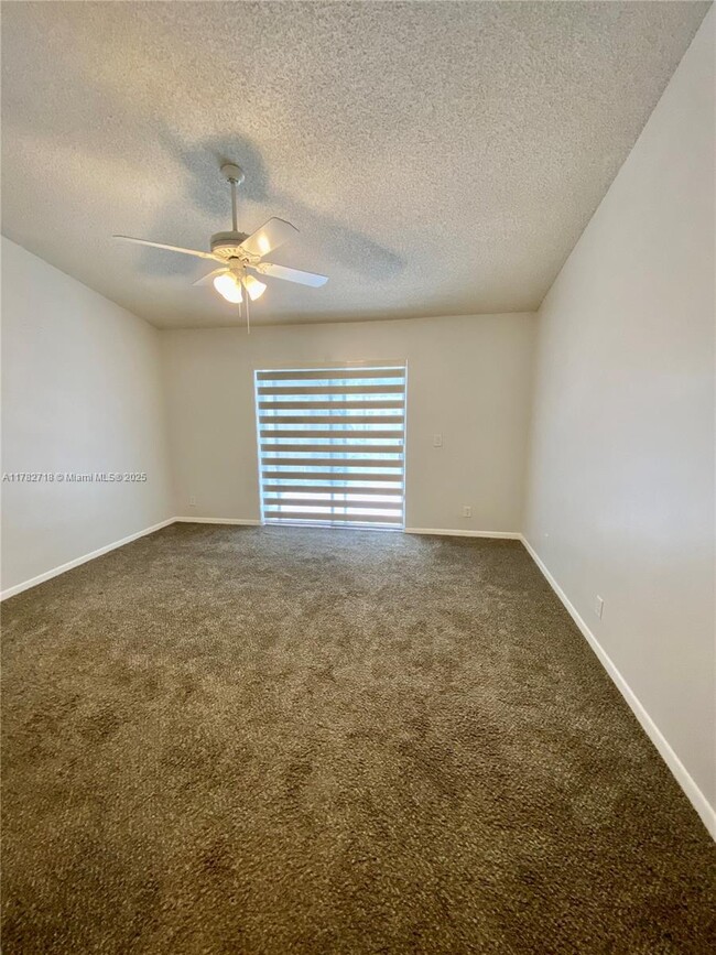 Building Photo - 9870 Watermill Cir