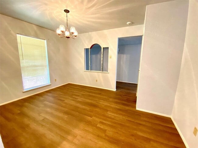 Building Photo - 1428 Big Bend Dr