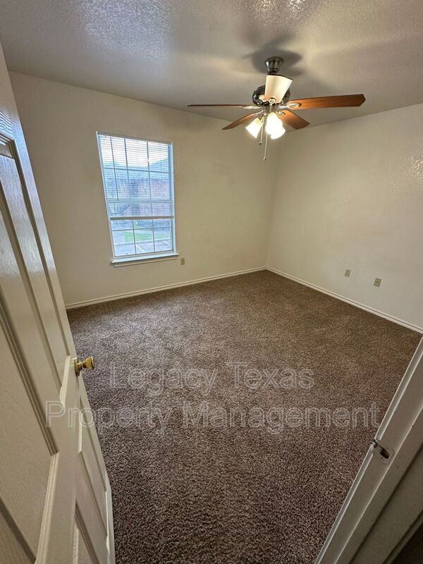 Building Photo - 1108 Williams Ave