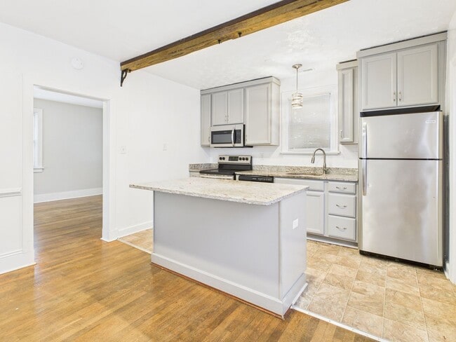 Building Photo - 3807 Midlothian Tpke