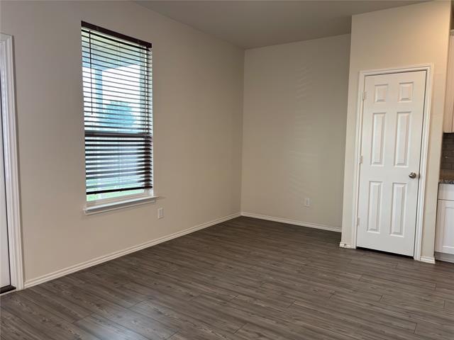 Building Photo - 507 Goldenrod Ln