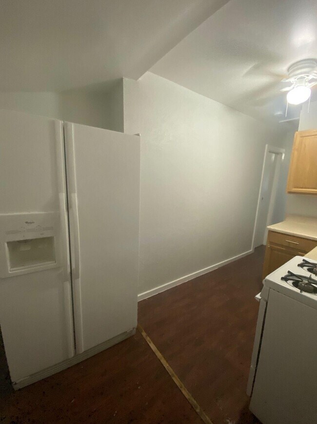 Building Photo - 3723 Morton Ave