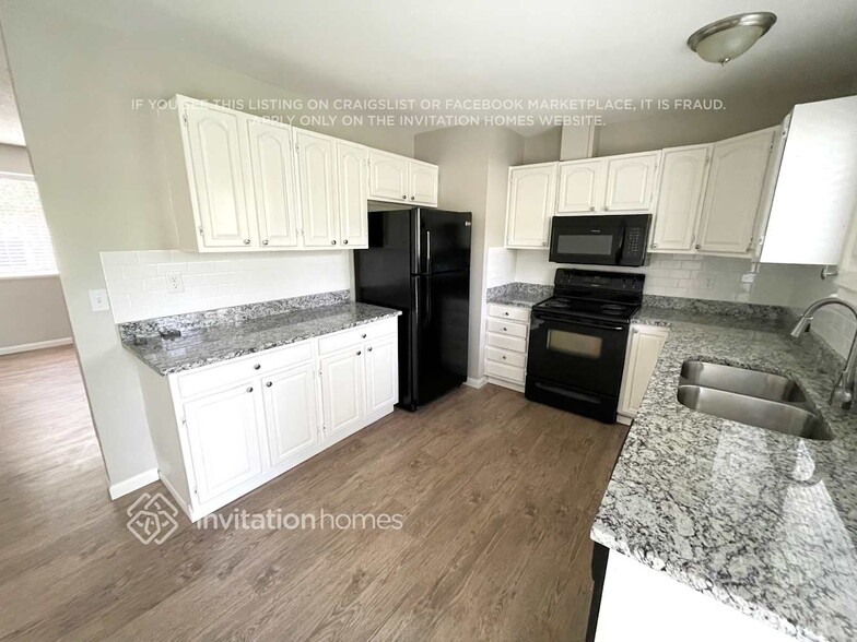 Building Photo - 18516 W 59th Dr