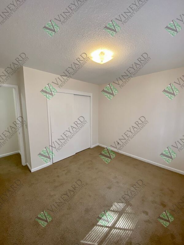 Building Photo - 687 Bounty Dr