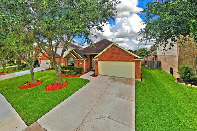 Building Photo - 5427 Persimmon Pass