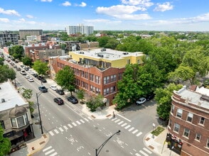 Building Photo - 2300 W Armitage Ave