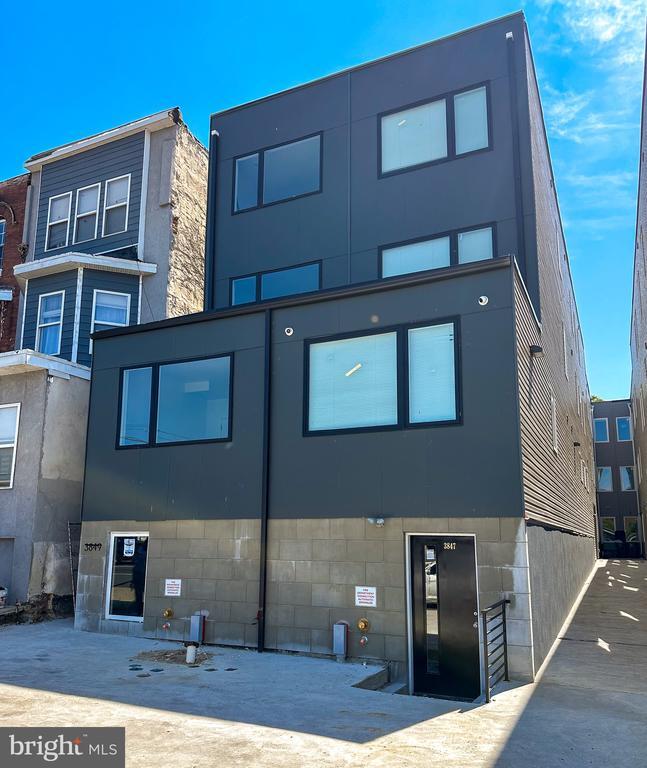 Building Photo - 3847 N Broad St