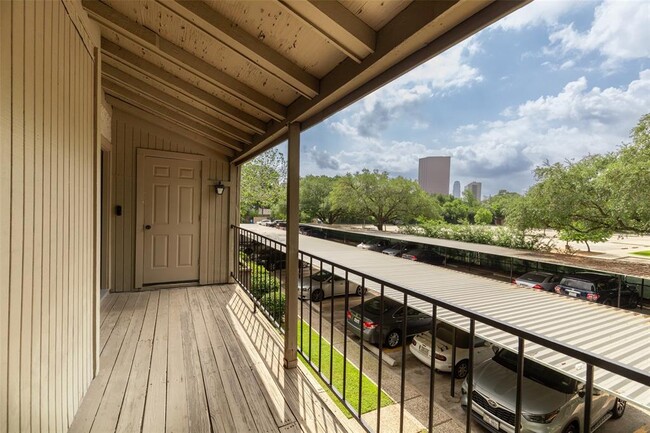 Building Photo - 5711 Sugar Hill Dr
