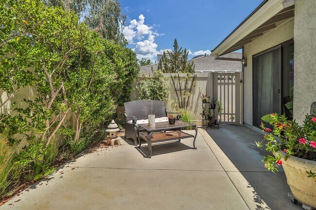 Building Photo - 1243 Clippers Cir