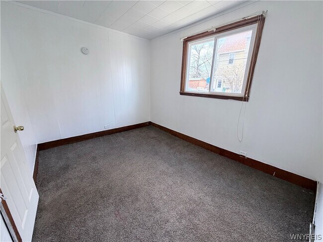 Building Photo - 901 South Park Ave