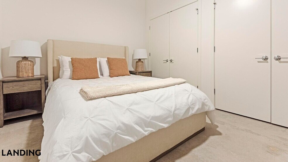 Building Photo - 300 S Broadway